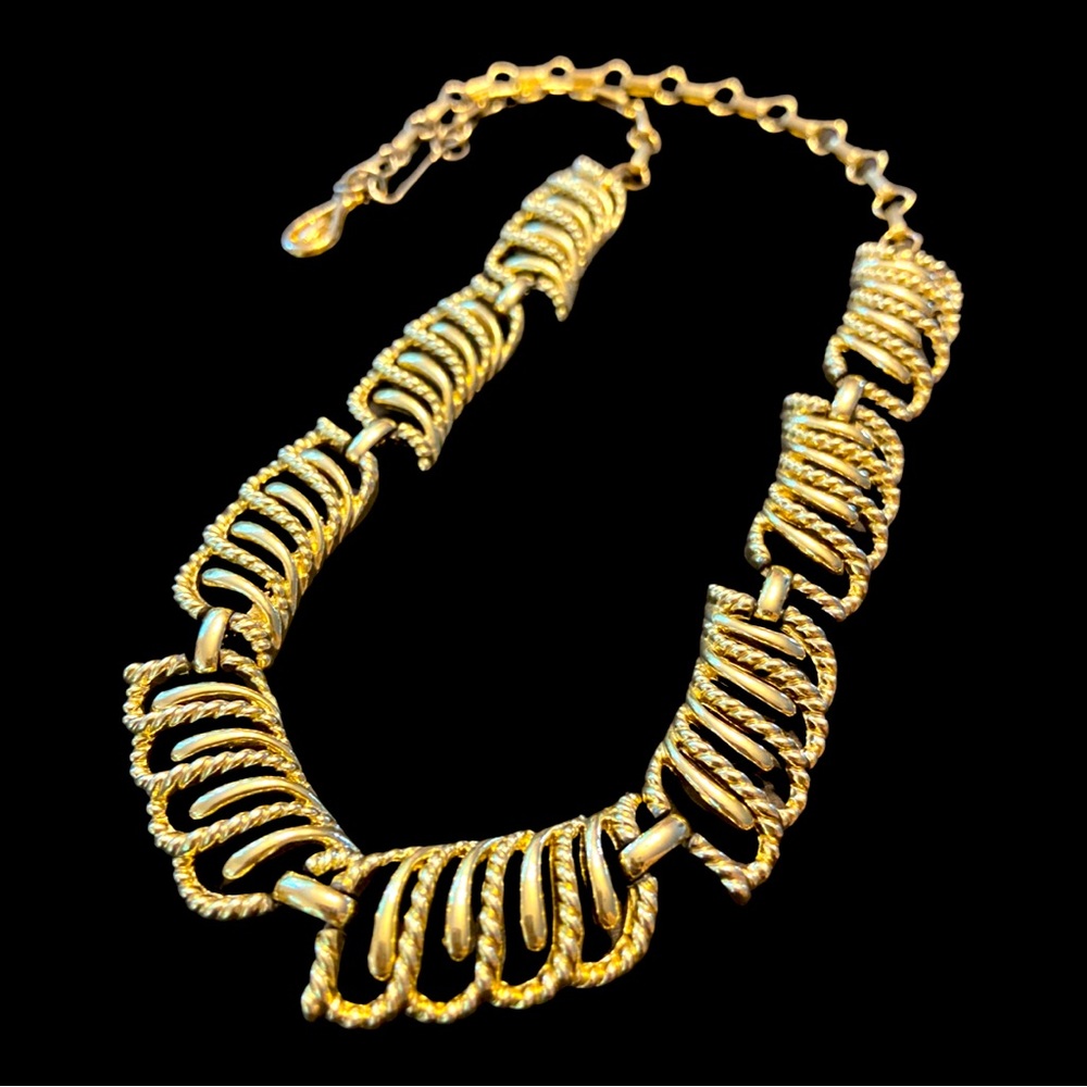 Vintage Coro Open Work Links in Gold Tone, signed